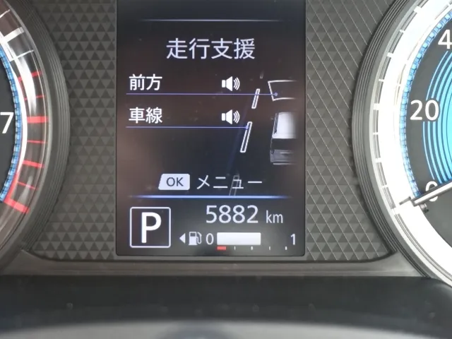 eKクロス(三菱)マイルドハイブリッドGディーラ-試乗車 29