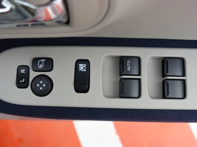 ラパン(スズキ)モード届出済未使用車 11