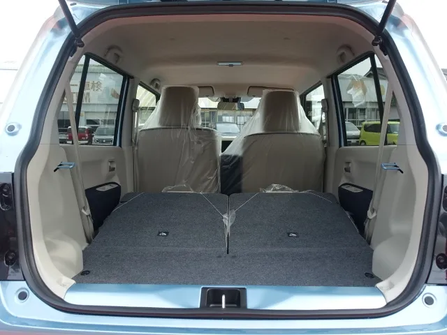 ラパン(スズキ)モード届出済未使用車 8