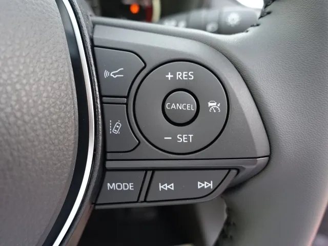 RAV4 アドベンチャーオフロードPKG トヨタ 登録済未使用