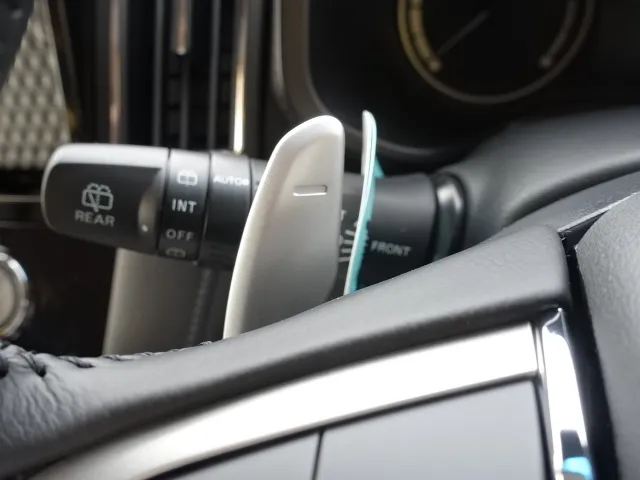 デリカD:5(三菱)G 7人 ナビ取付PKGⅠ登録済未使用車 18