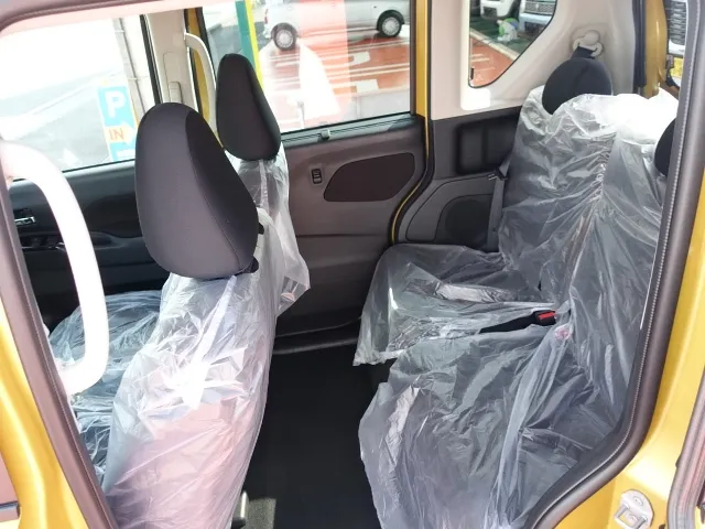 eKクロススペース(三菱)Ｇ　プラスエディション届出済未使用車 4