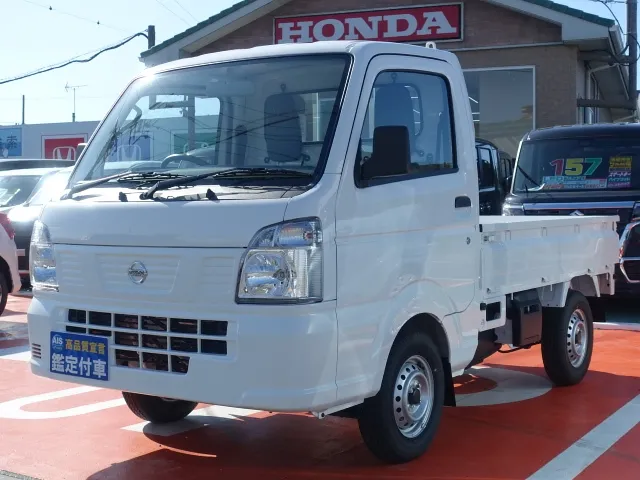 クリッパートラック(ニッサン)DX　４WD届出済未使用車 1