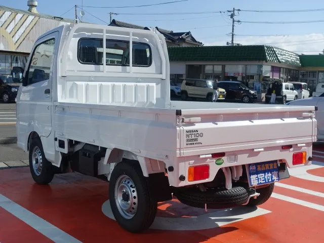 クリッパートラック(ニッサン)DX　４WD届出済未使用車 2