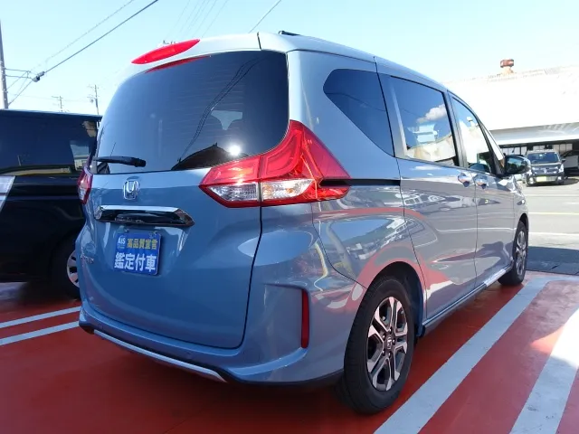 フリード(ホンダ)クロスターホンダセンシング　ＬＥＤヘッドライト登録済未使用車 11