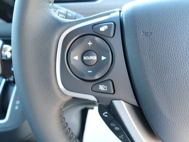 フリード(ホンダ)クロスターホンダセンシング　ＬＥＤヘッドライト登録済未使用車 18