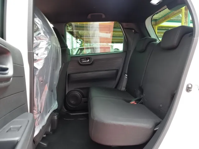 N-ONE(ホンダ)ＲＳ ＡＴ届出済未使用車 4