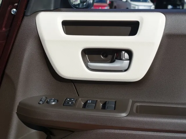 N-BOX(ホンダ)G届出済未使用車 6