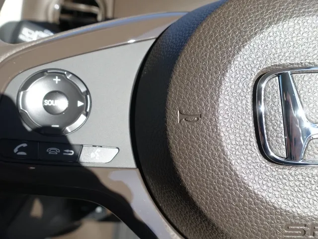 N-BOX(ホンダ)G届出済未使用車 13
