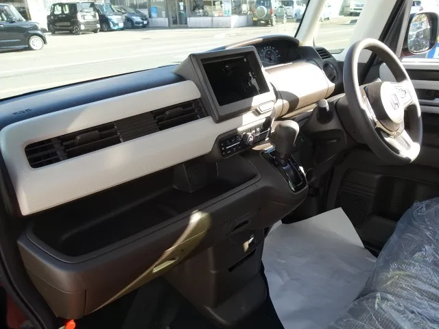 N-BOX(ホンダ)G届出済未使用車 20