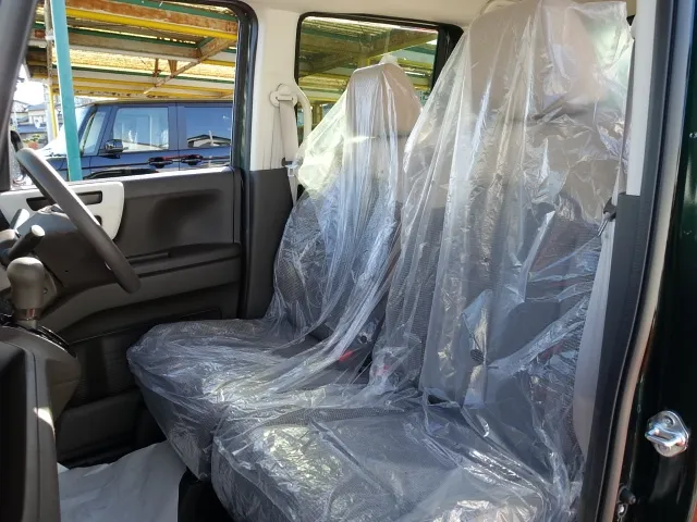 N-BOX(ホンダ)G届出済未使用車 21
