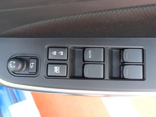 スイフト(スズキ)HYBRID RS 全方位カメラ登録済未使用車 13