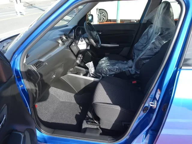 スイフト(スズキ)HYBRID RS 全方位カメラ登録済未使用車 3