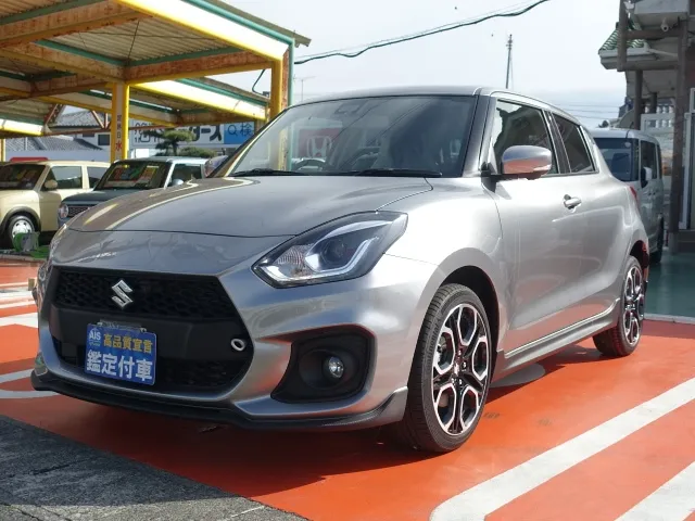 スイフト(スズキ)ベースグレード　セーフティパッケージ 全方位カメラ AT登録済未使用車 1