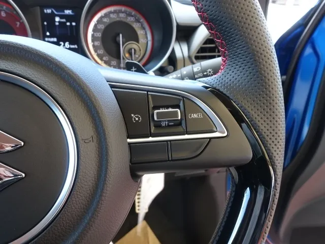 スイフト(スズキ)ベースグレード　セーフティサポート非装着車 MT登録済未使用車 14