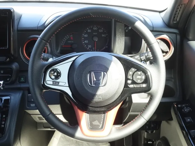 N-ONE(ホンダ)ＲＳ ＡＴ届出済未使用車 5