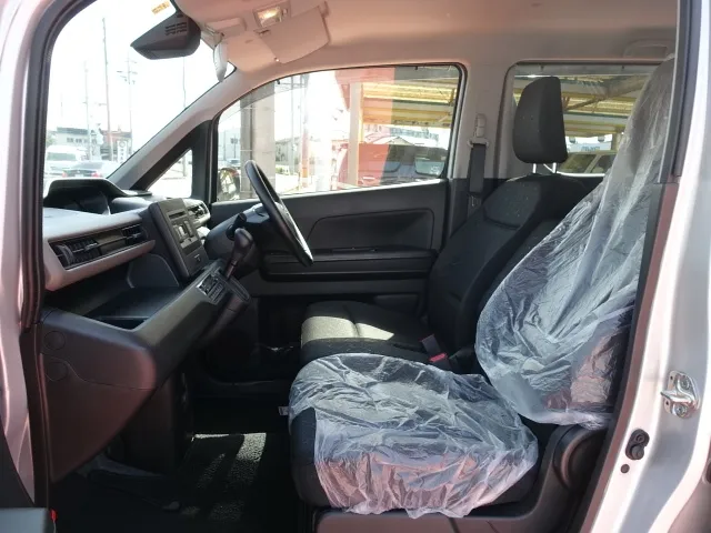 ワゴンR(スズキ)ハイブリッド　ＦXセーフティパッケージ装着車ディーラ-試乗車 3