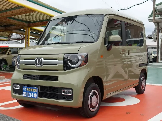 N-VAN(ホンダ)プラススタイルFUN ４ＷＤ MT届出済未使用車 1