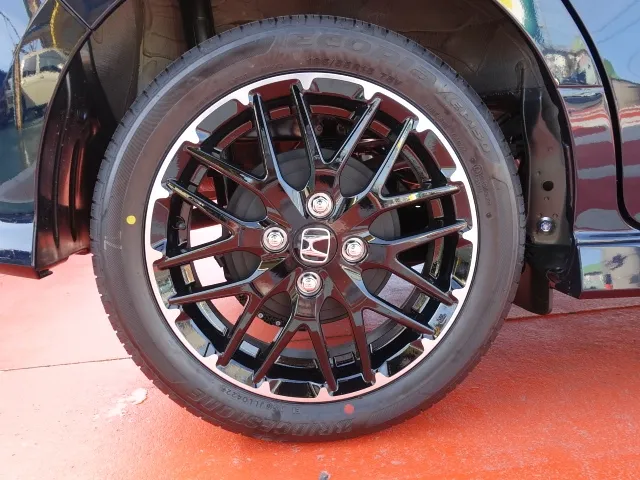 N-BOX(ホンダ)Ｌターボ　コーディネート届出済未使用車 12