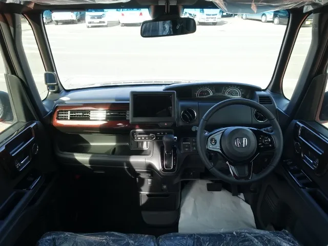 N-BOX(ホンダ)Ｌターボ　コーディネート届出済未使用車 5