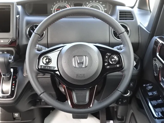 N-BOX(ホンダ)Ｌターボ　コーディネート届出済未使用車 6