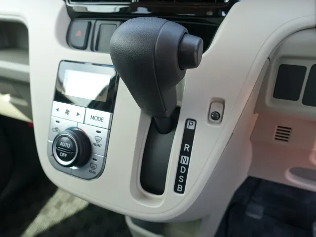 ムーヴ(ダイハツ)XリミテッドⅡ SAⅢディーラ‐試乗車 19