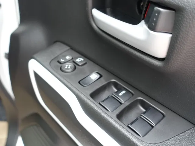 ハスラー(スズキ)ハイブリッドX サイドバイザー付届出済未使用車 11