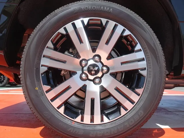 デリカD:5(三菱)G パワーパッケージ 8人 ナビ取付PKGⅡレンタUP 14