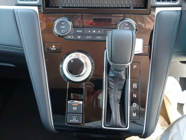 デリカD:5(三菱)G パワーパッケージ 8人 ナビ取付PKGⅡレンタUP 29