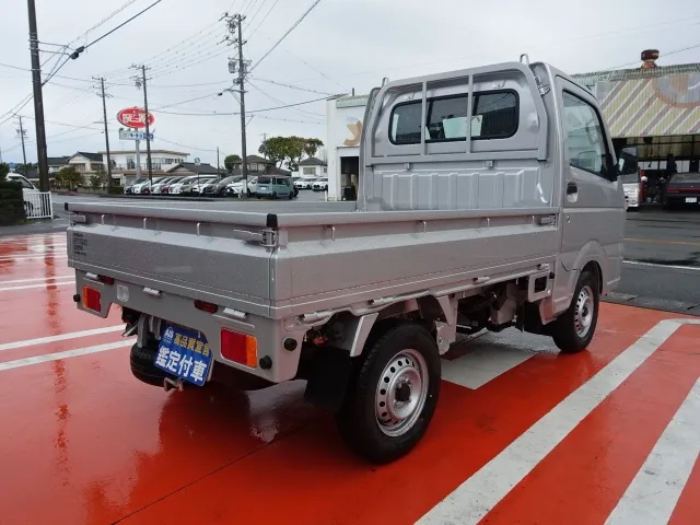 キャリートラック(スズキ)クリッパートラックDX4WD届出済未使用車 9