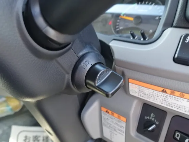 キャンター(三菱)全低床キョウカダンプ ３ｔ　コボレーン登録済未使用車 11