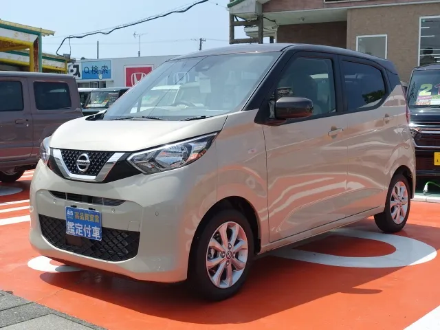 デイズ(ニッサン)Ｘ届出済未使用車 1