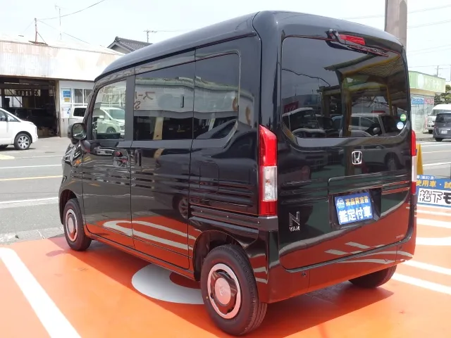 N-VAN(ホンダ)プラススタイルFUN AT届出済未使用車 2