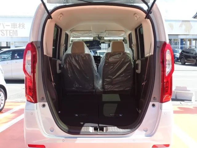 N-BOX(ホンダ)G届出済未使用車 11