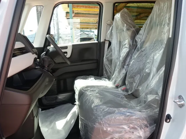 N-BOX(ホンダ)G届出済未使用車 3