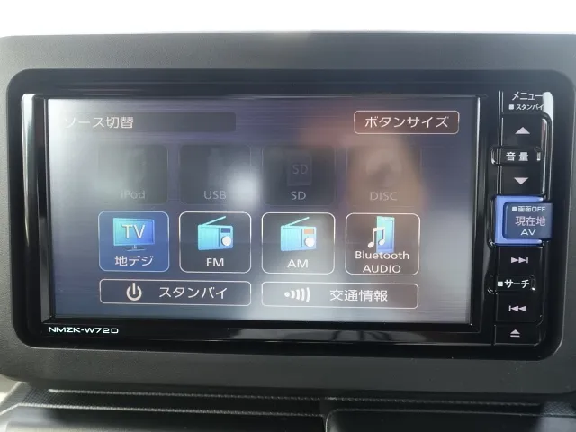 タフト(ダイハツ)X　純正ナビ付届出済未使用車 17