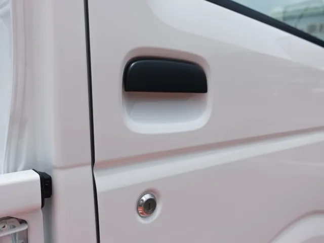 クリッパートラック(ニッサン)DX　４WD届出済未使用車 9