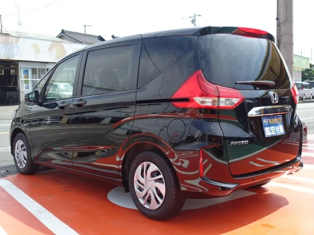 フリード(ホンダ)G登録済未使用車 3