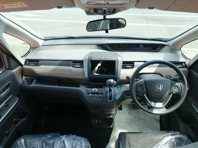 フリード(ホンダ)G登録済未使用車 6