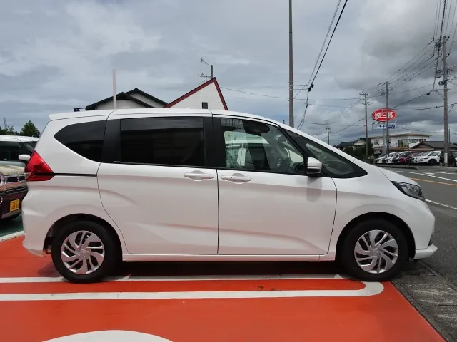 フリード(ホンダ)G登録済未使用車 20