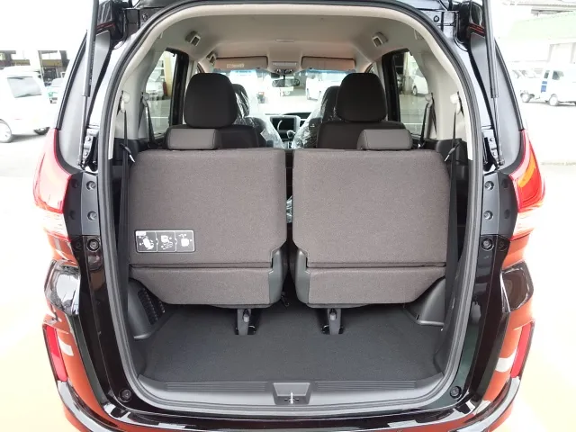 フリード(ホンダ)G  LEDヘッドライト登録済未使用車 12