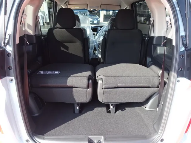 フリード G BLACK STYLE ホンダ 登録済未使用車は静岡県 松下
