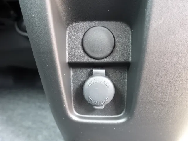 ワゴンRスマイル(スズキ)ハイブリッドS新車見本展示有 17