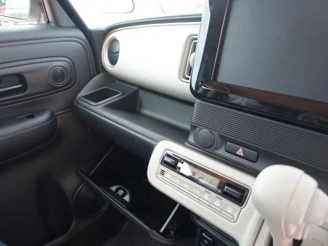 ワゴンRスマイル(スズキ)ハイブリッドS新車見本展示有 21