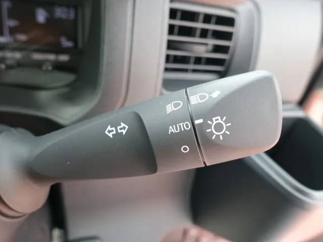 ハイゼットカーゴ クルーズ 5MT ダイハツ 新車見本展示有は静岡県 松下