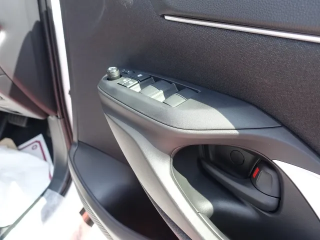 ヤリスクロス(トヨタ)G　パノラミックビュー登録済未使用車 12