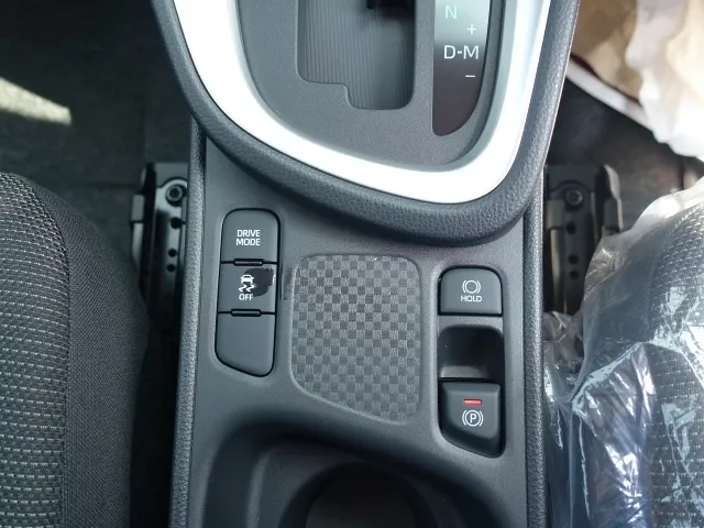 ヤリスクロス(トヨタ)G　パノラミックビュー登録済未使用車 15