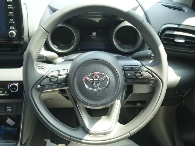 ヤリスクロス(トヨタ)G　パノラミックビュー登録済未使用車 6