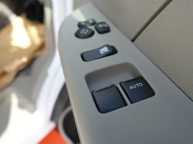 エブリイ(スズキ)三菱ミニキャブバン G AT車届出済未使用車 12