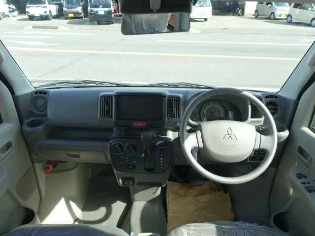 エブリイ(スズキ)三菱ミニキャブバン G AT車届出済未使用車 5